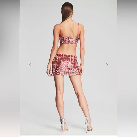 XIOS SKIRT and Thiva Bra Calypso Coral
Retrofête - Picture 4 of 10